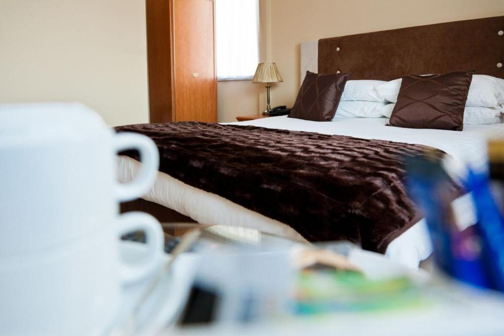 Caledonia Hotel Рисайт Стая снимка